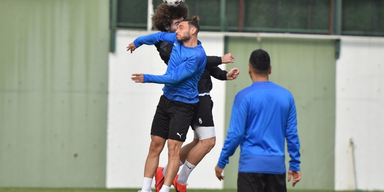 Manisa FK’da keyifler yerinde