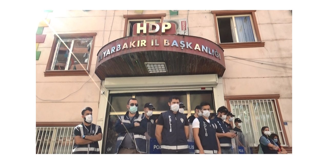 HDP önündeki ailelerin evlat nöbeti 404’üncü gününde