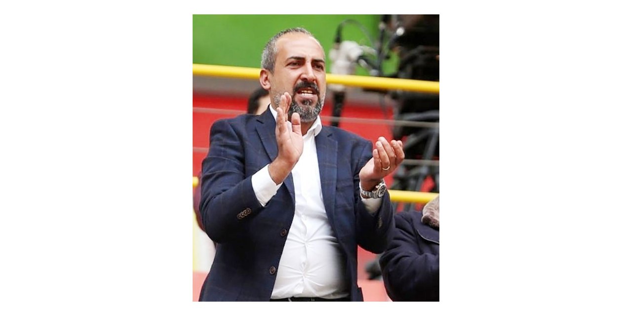 Kayserispor taraftarına jest