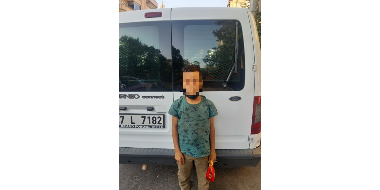 Polisler çocuk dilencileri topladı