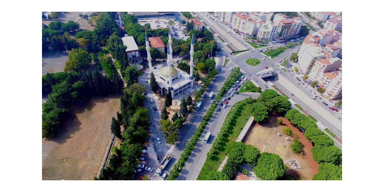 Yunusemre Belediye Meydan Projesinde çalışmalar yoğunlaştı