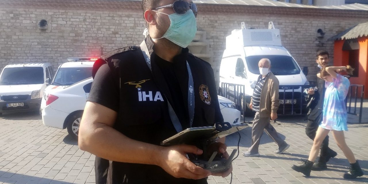 Taksim’de turistlere yönelik korona virüs denetimi