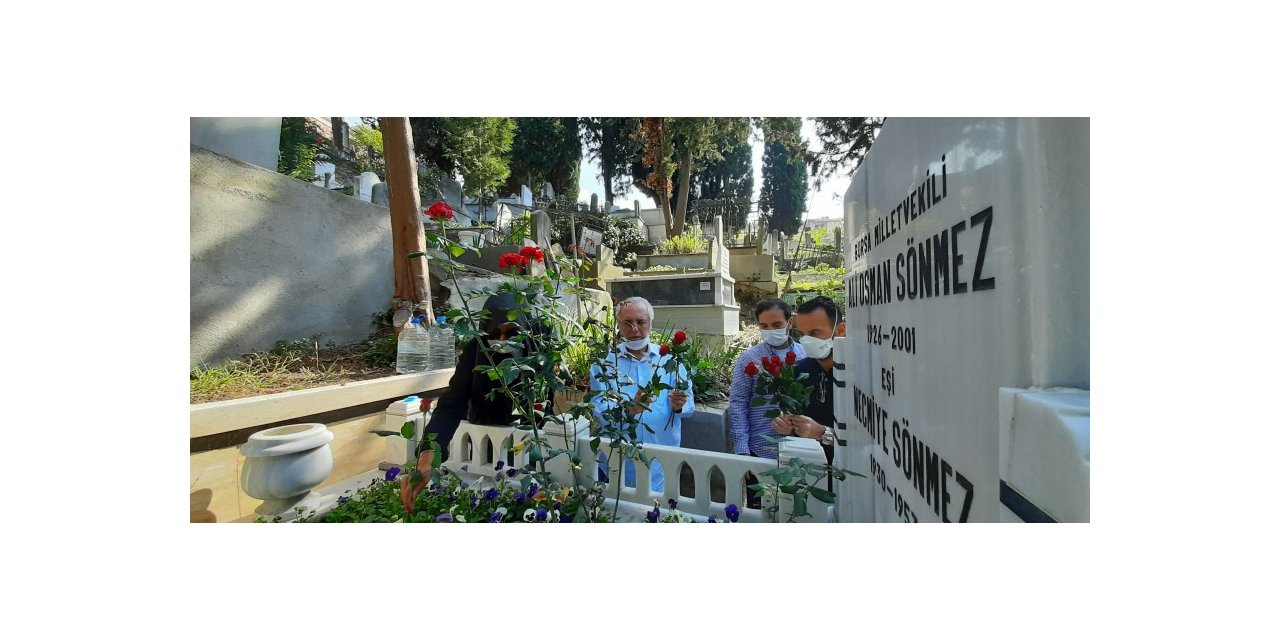 Bursa’da duayen iş adamı Ali Osman Sönmez özlemle anıldı