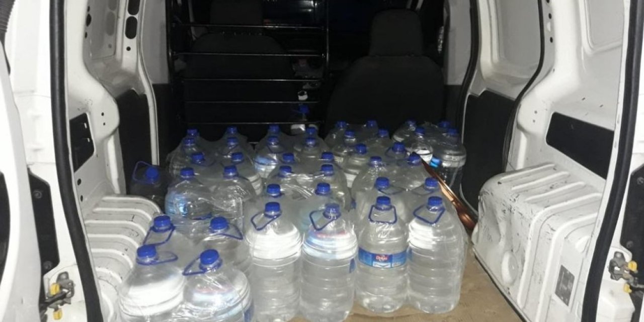 Kozan’da 200 litre sahte içki ele geçirildi
