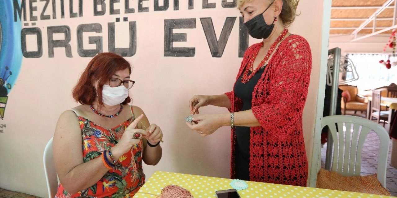 Mezitli Belediyesi Örgü Evi 3. sezonda da kapılarını açtı