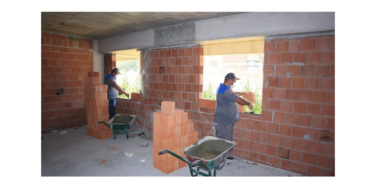 Odunpazarı’ndaki metruk yapılarda rehabilite ve yıkım çalışmaları