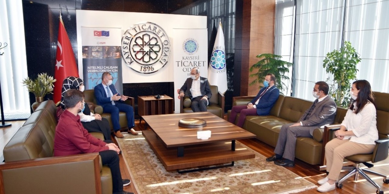 KTO’da Ulaşım A.Ş. çalışanlarına mesleki yeterlilik belgeleri Başkan Gülsoy tarafından verildi