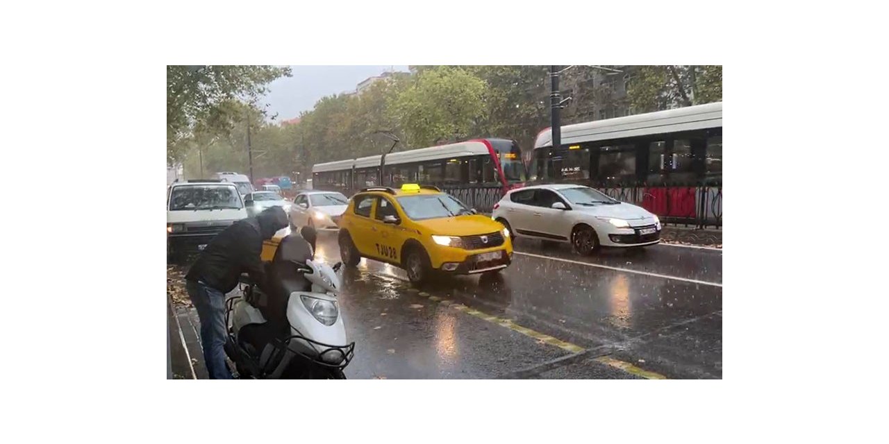 İstanbul’da sağanak yağış başladı