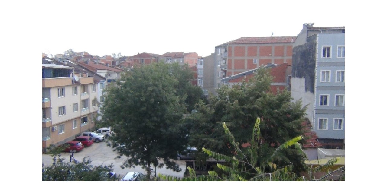 Şiddetli lodos hayatı felç etti