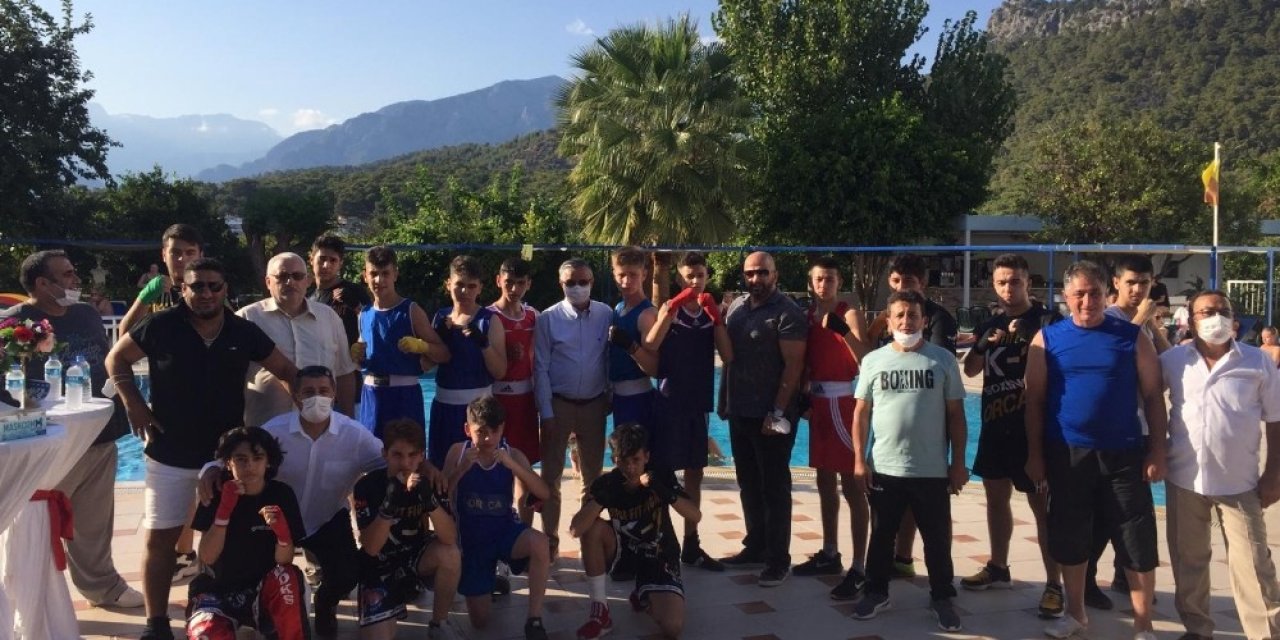 Yerli ve yabancı kulüpler Kemer’de kamp yapıyor