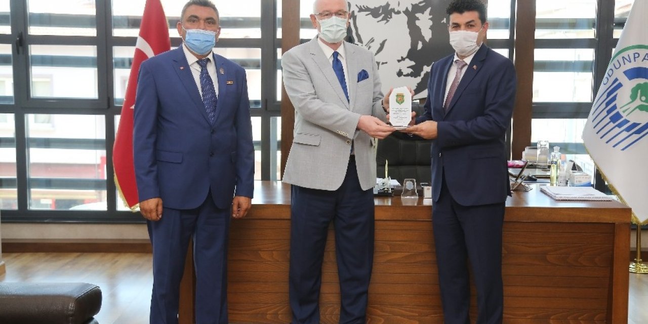 Genel Başkan Işık, “Şehit aileleri ve gaziler olarak Başkan Kurt’u destekliyoruz”