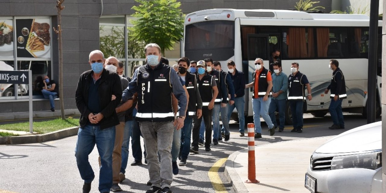 Manisa merkezli ByLock operasyonu: 16 gözaltı