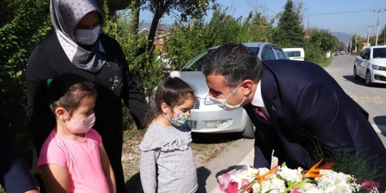 Vali Atay okul ziyaretlerine devam ediyor