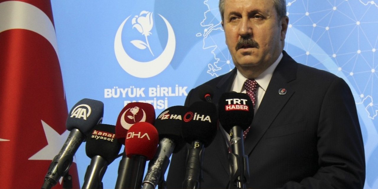 BBP Genel Başkanı Destici: "Anayasa Mahkemesi Üyesi bu şahsın tweet’ini çok tehlikeli bir söylem olarak nitelendirdiğimizi ifade etmek istiyorum"