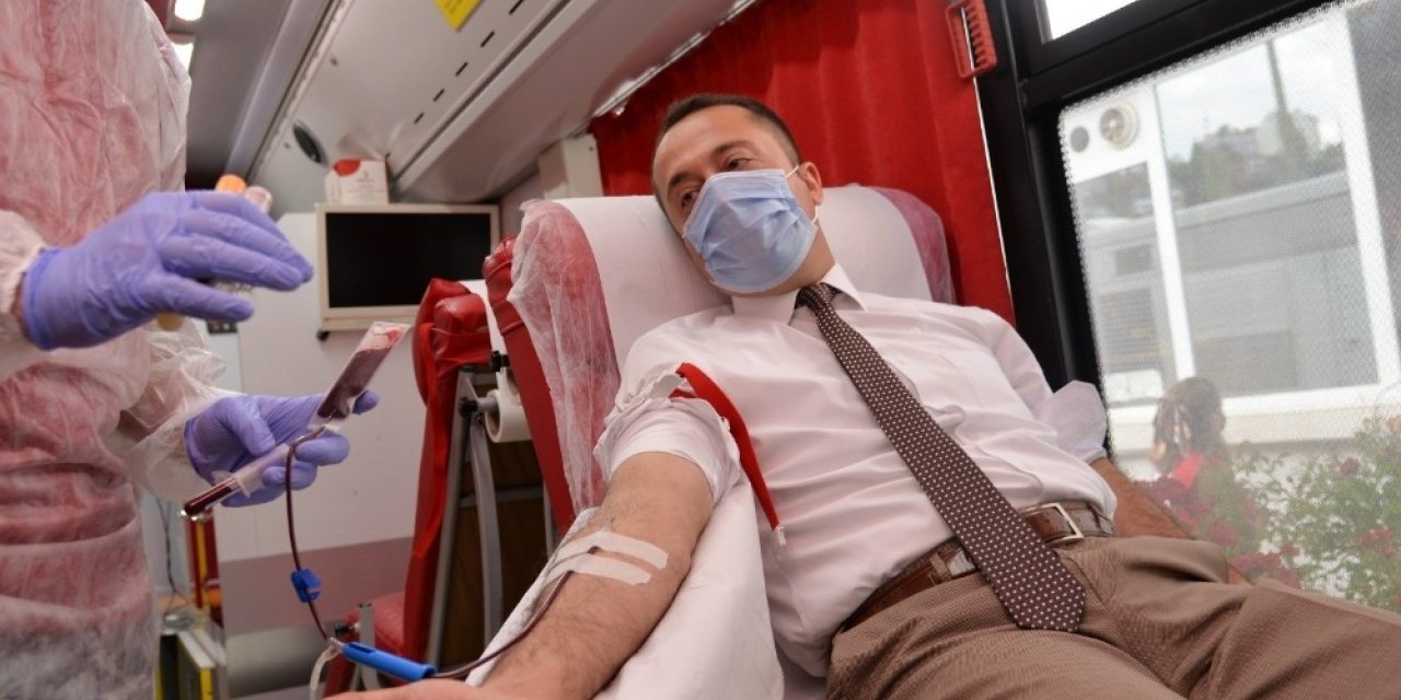 Kan stokları azalınca Vali Şentürk bağış kampanyası başlattı