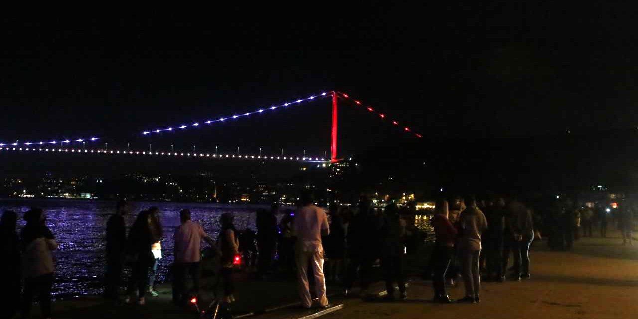 İstanbul'da denize düşen kadın kurtarıldı