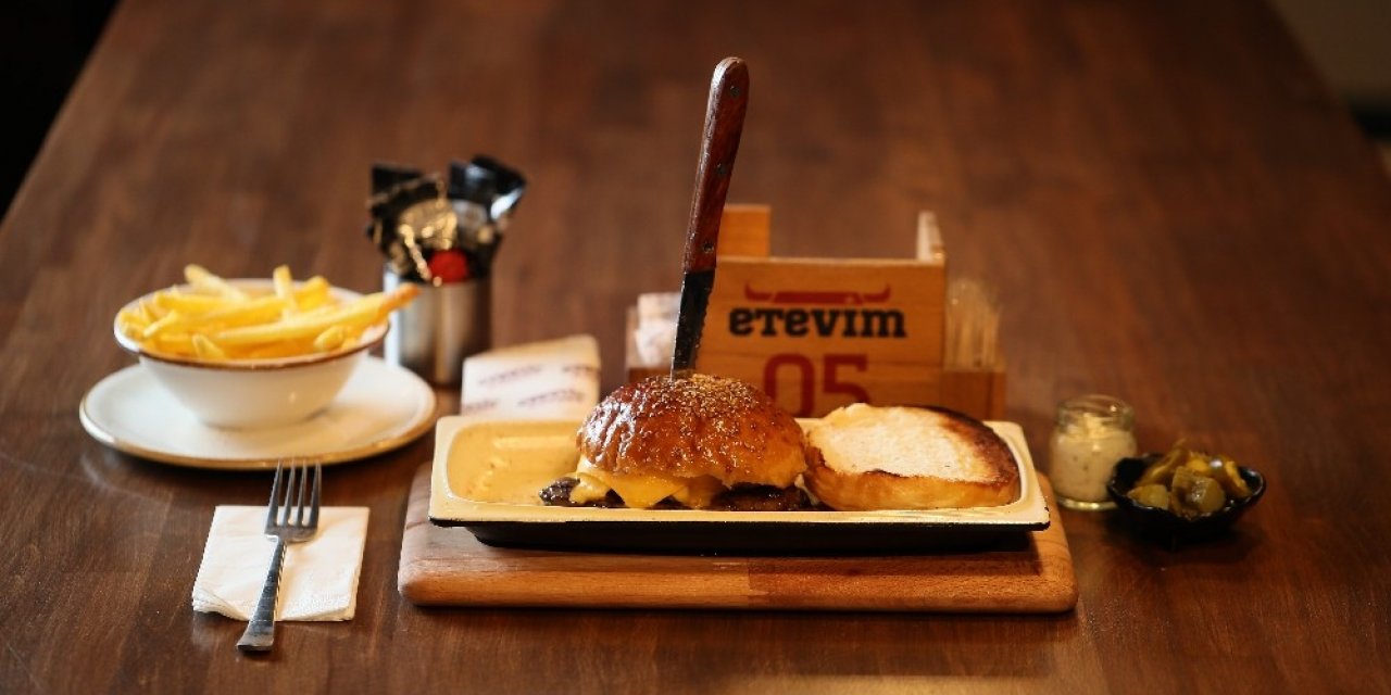 Türkiye’de bir ilk: “Tereyağında Burger”