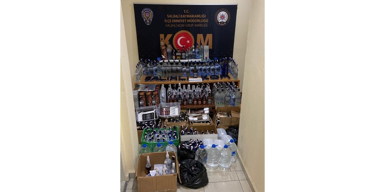 Manisa’da 350 şişe sahte içki ele geçirildi
