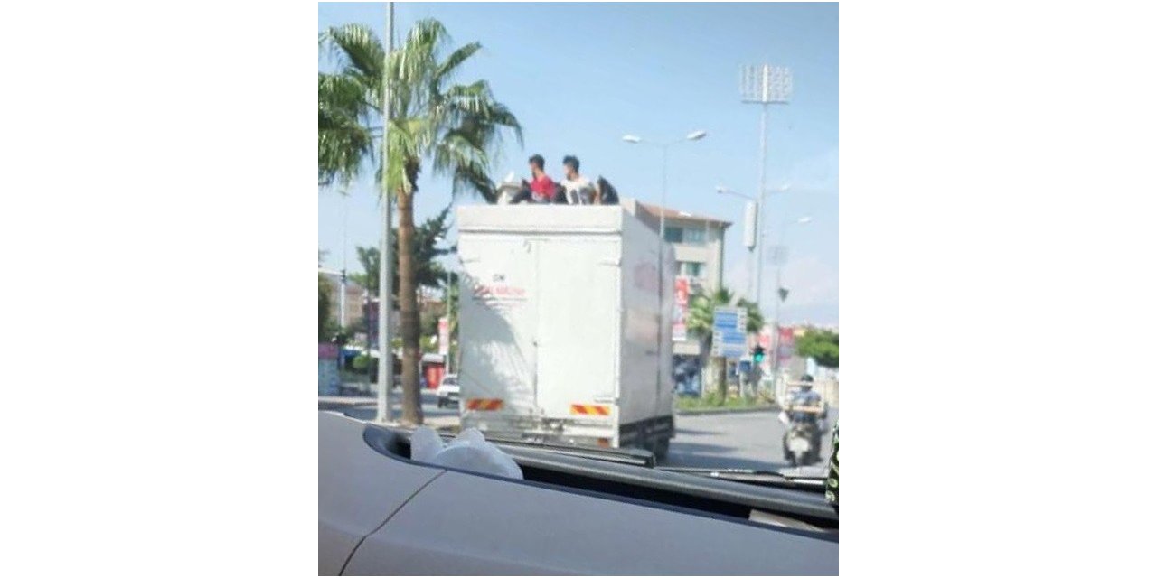 Kapalı kasa kamyonette yolculuk cezayla bitti
