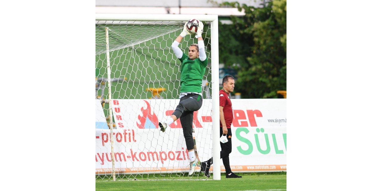 Bursaspor’dan giden kaleciler yeni takımlarında şans bulamıyor