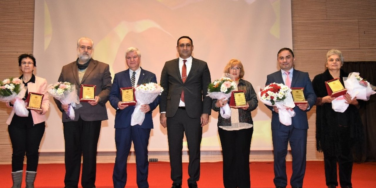 ’3 Ocak Mersin’in Kurtuluşu’ konulu şiir yarışmasının başvuruları başladı