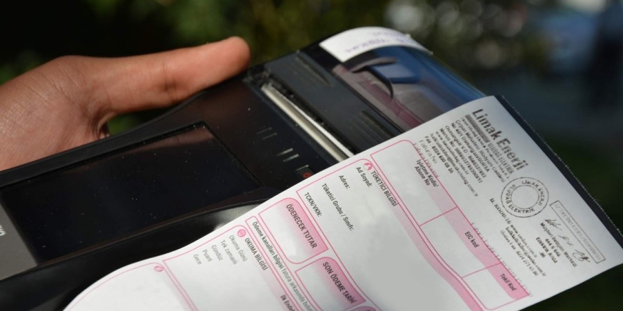 Meme kanserine pembe fatura ile dikkat çekildi