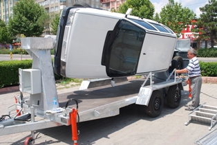 Trafikte güvenli taşıt hareketi TIR'ı konya'da