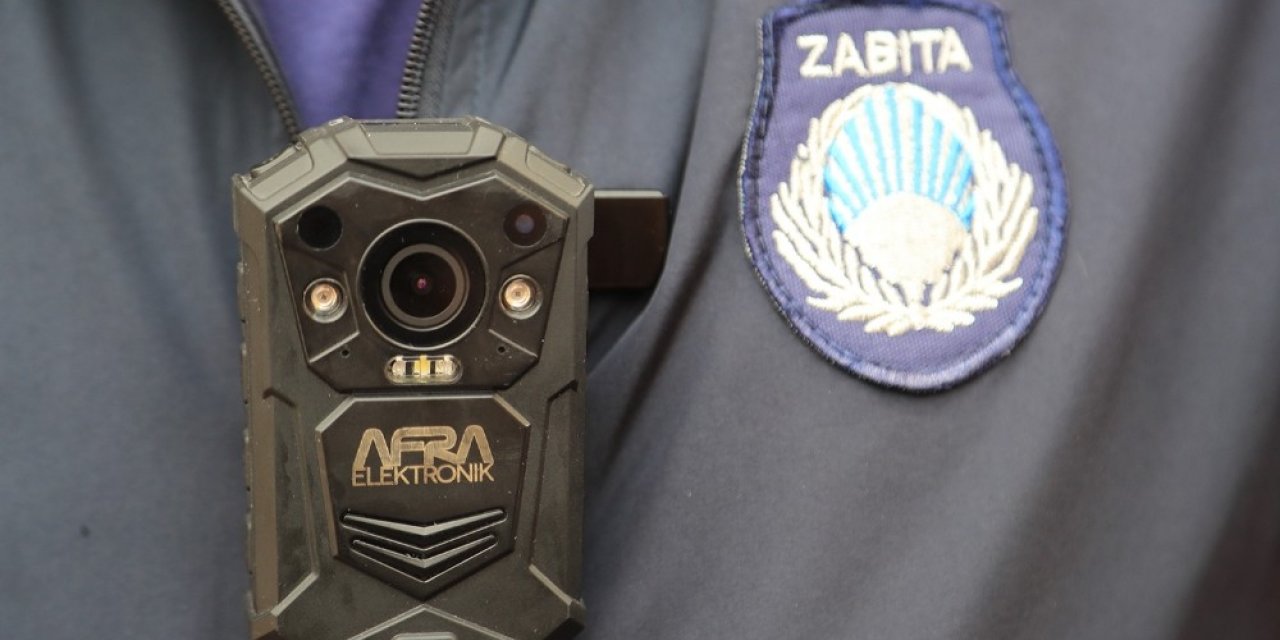 Pamukkale Belediyesinden zabıtalar yaka kamerası