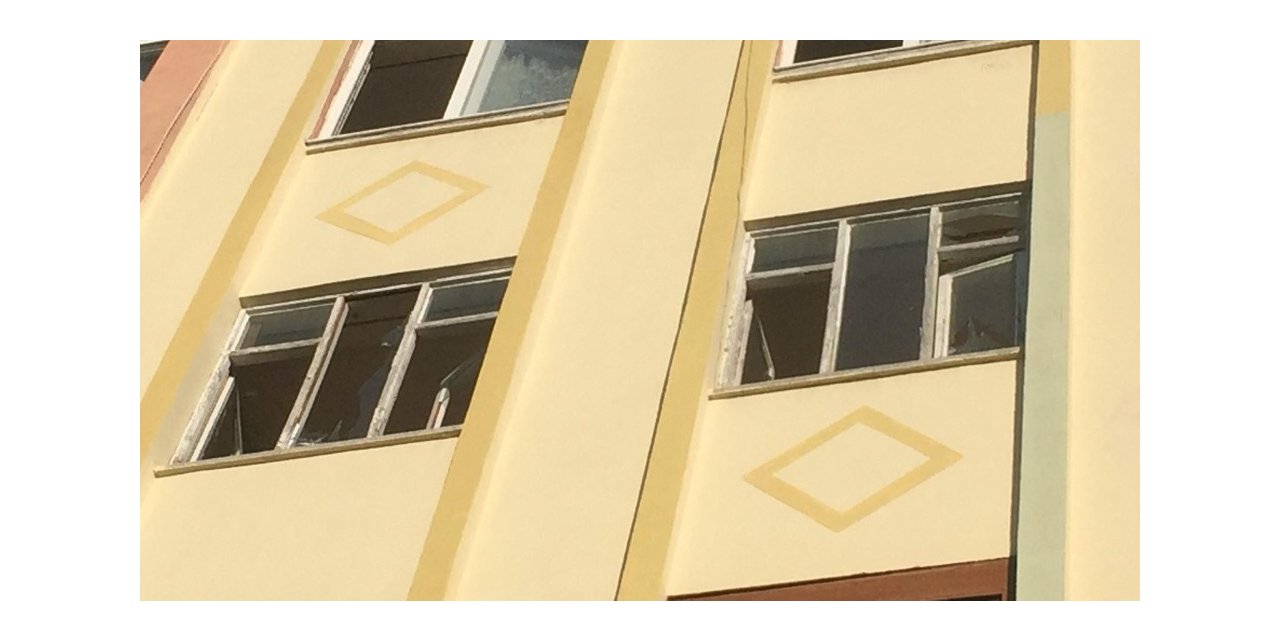 Antalya’da apartman dairesinde patlama: 1 yaralı