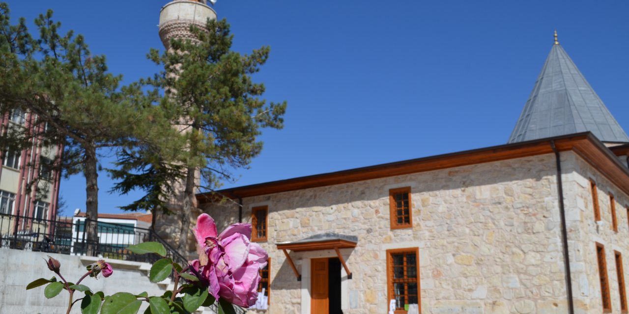 Konya'da restorasyonu 7 yıldır devam eden Çukur Camii ibadete açılıyor