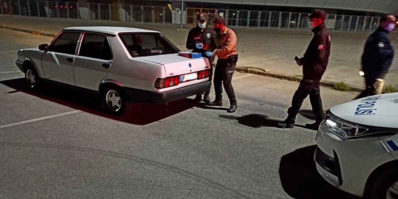 Karantinadan kaçtı, drift yaparken yakalandı