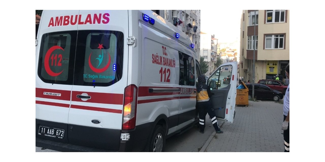 Yola fırlayan çocuğu Allah korudu