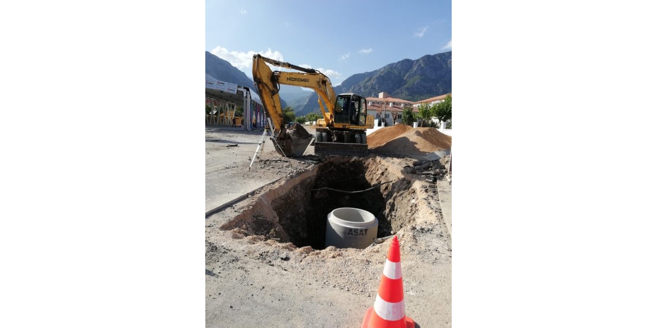 Büyükşehir’den Kemer’de alt yapı çalışması