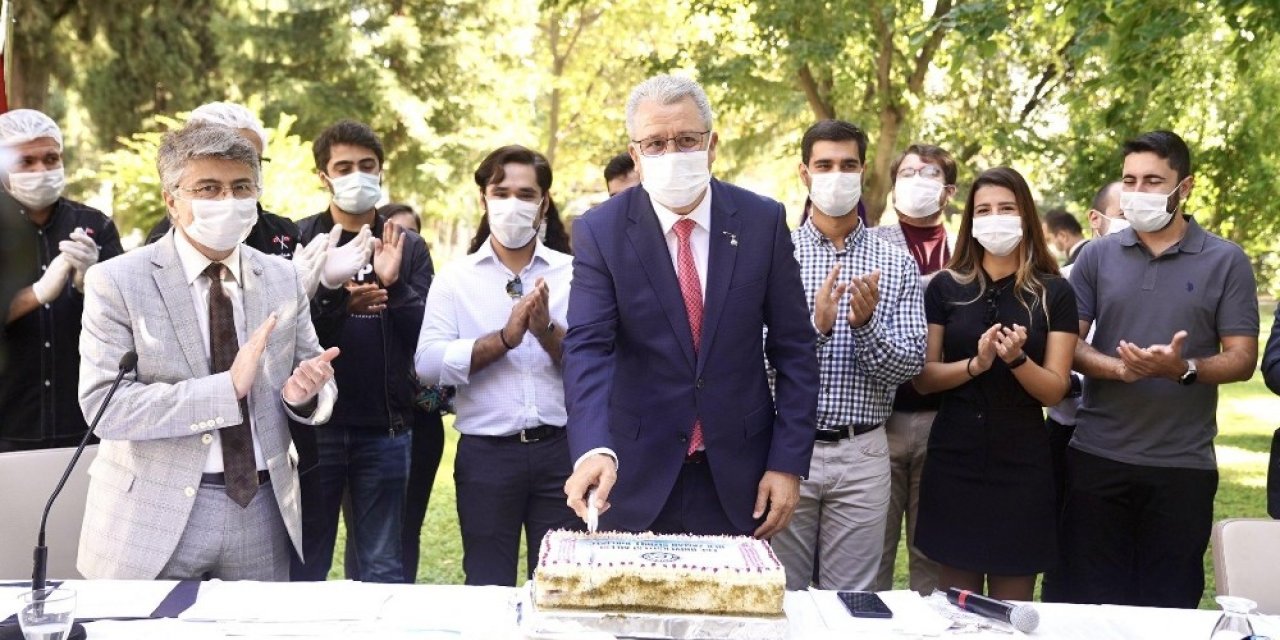 Prof. Dr. Budak: "Son 3 yılda Türkiye’ye örnek olacak projelere imza attık"