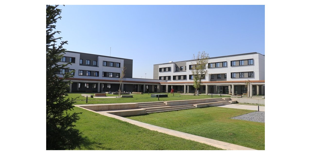 Erman Ilıcak Fen Lisesi eğitime başladı