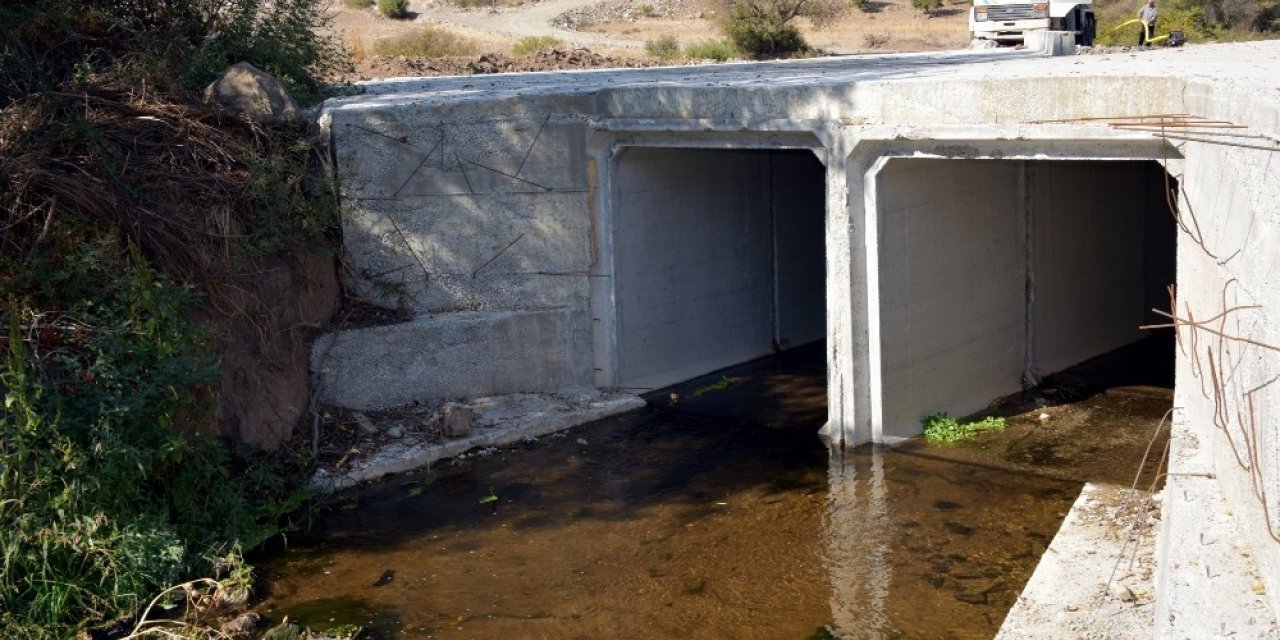 Kalabak Mahallesi’ndeki vatandaşlar tarım arazilerine rahatça ulaşacak