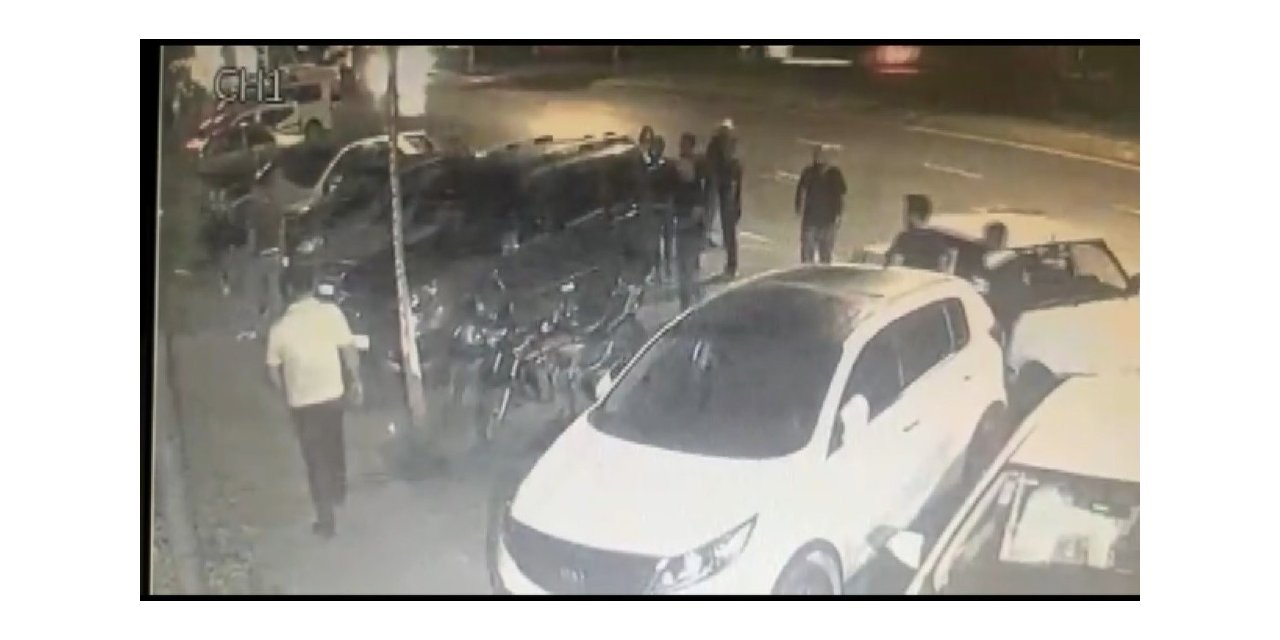 Küçükçekmece’de eğlence mekanına silahlı saldırı kamerada: 1 ölü