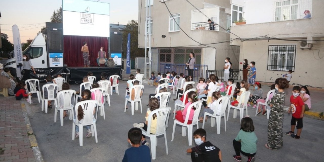 Küçükçekmece’deki festivalle ilk kez masalla tanıştılar