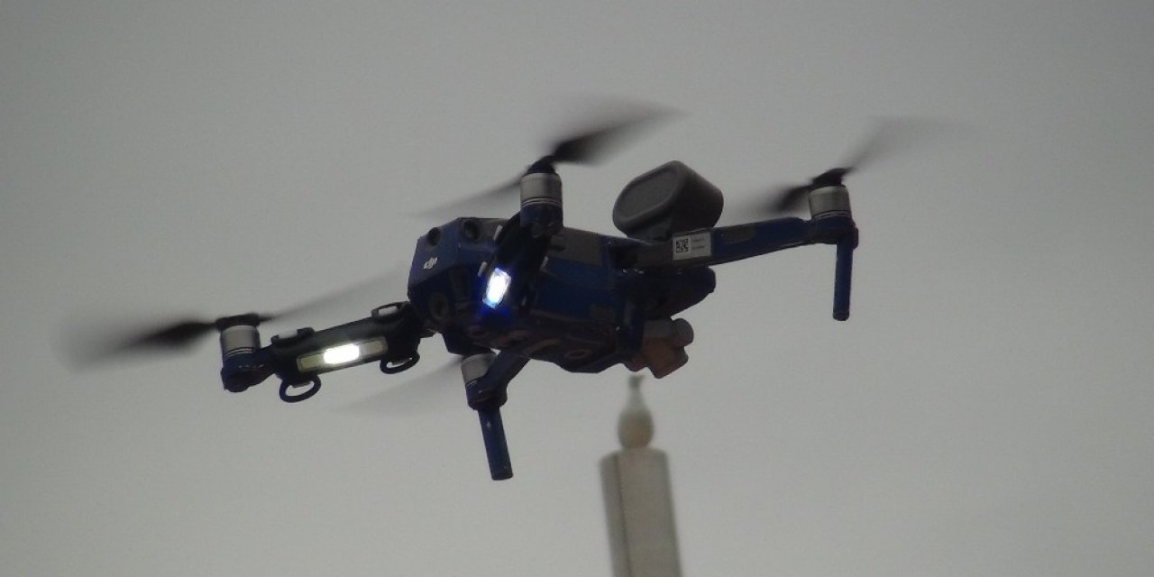 Taksim Meydanı’nda drone destekli korona virüs denetimi yapıldı