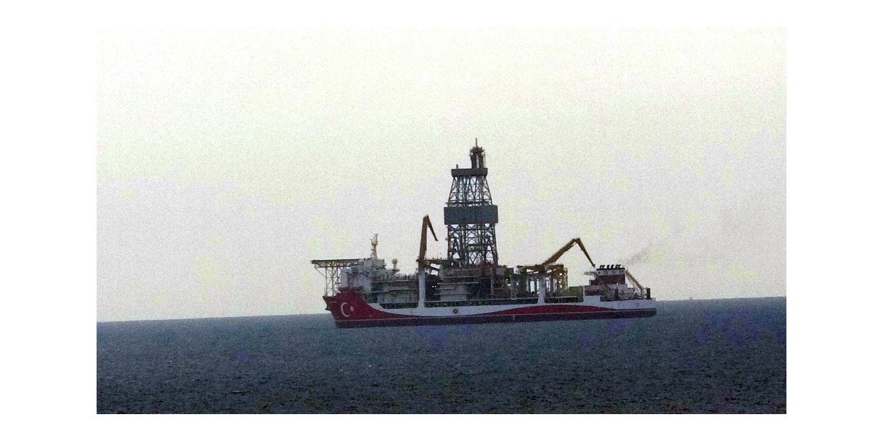 ‘Kanuni’ sondaj gemisi Çanakkale açıklarına demirledi