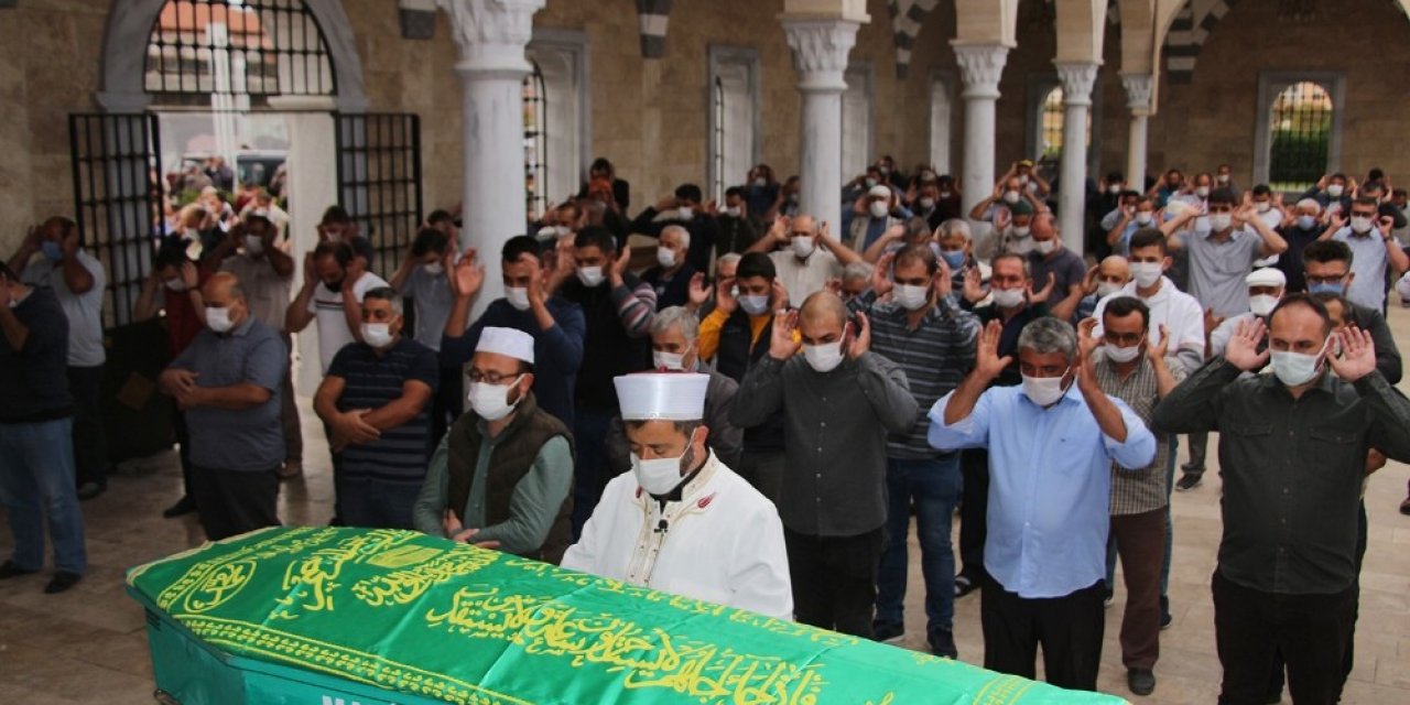 Kazada yaşamını yitiren İYİ Partili Çalık toprağa verildi