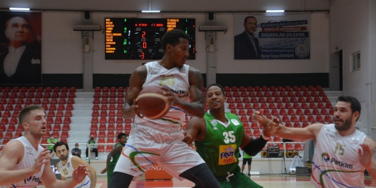 Basketbol Süper Ligi: Aliağa Petkim Spor: 108 - Frutti Extra Bursaspor : 80