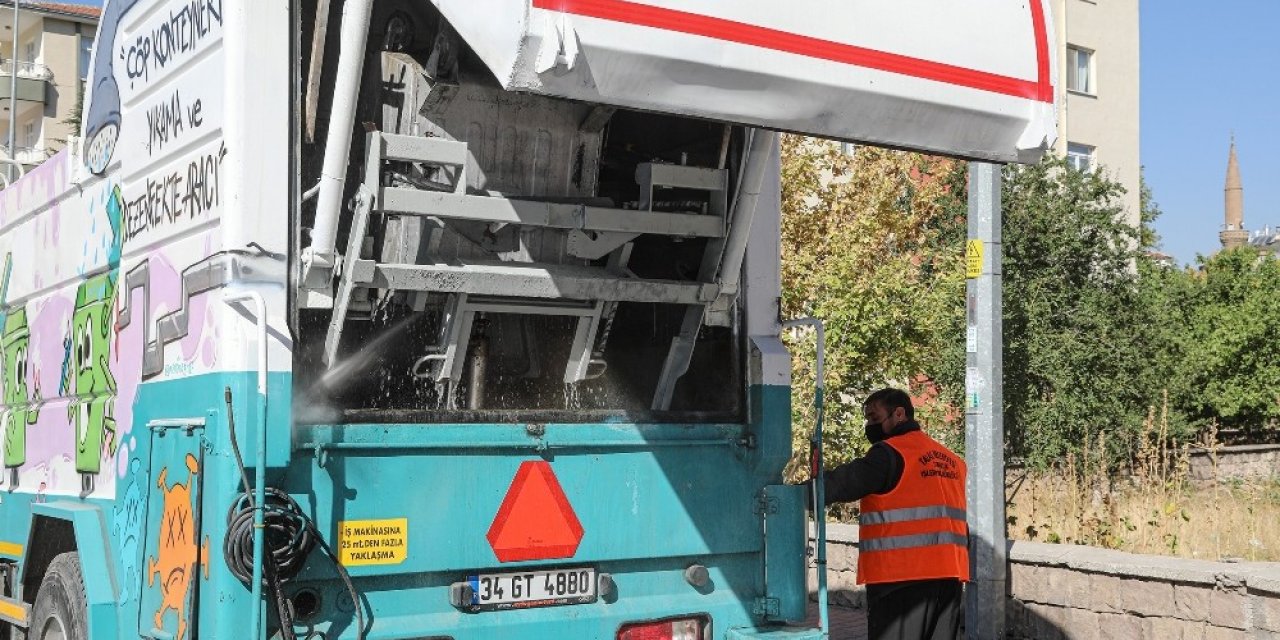 Talas’ta çöp konteynerleri şimdi daha temiz