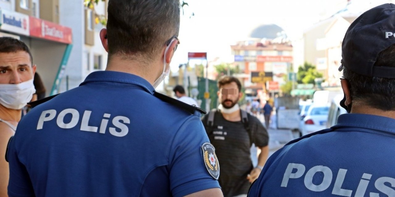 Koronadan değil polisten korktular