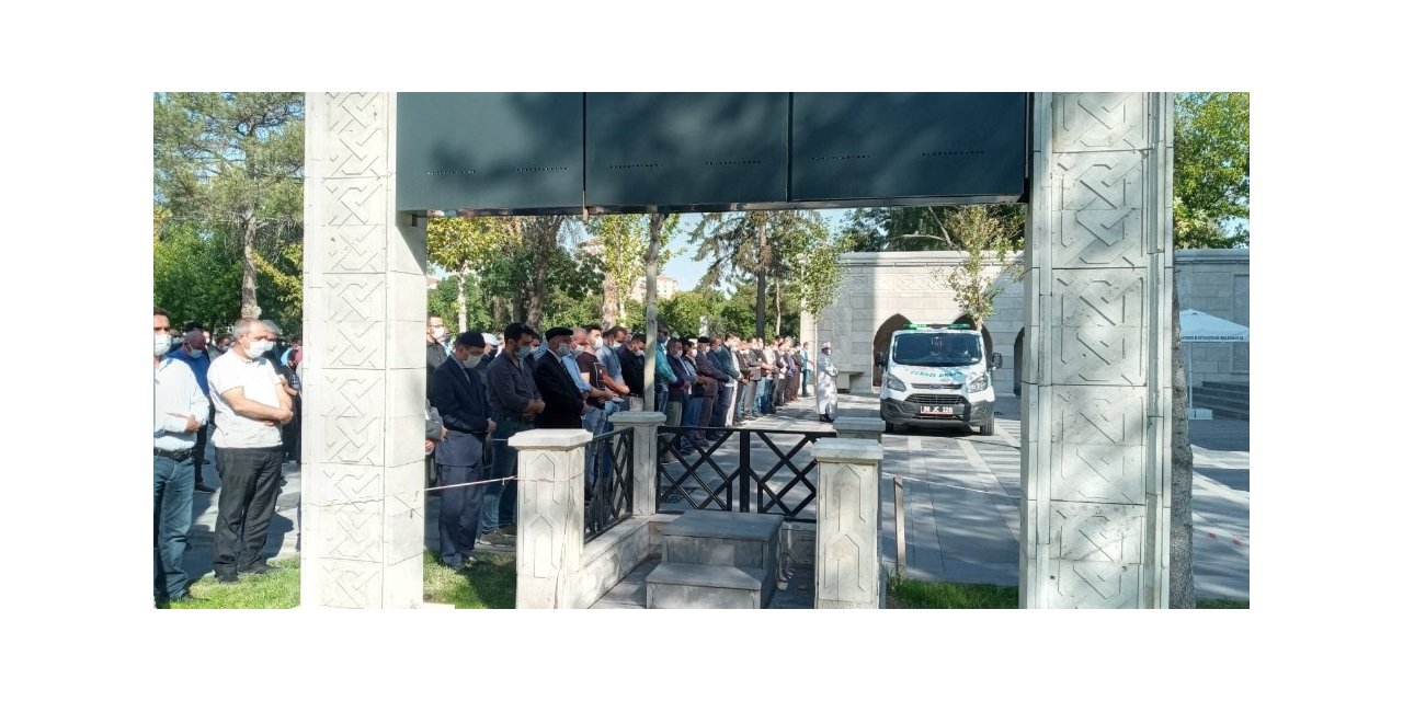 Yılmaz Akansu Toprağa verildi