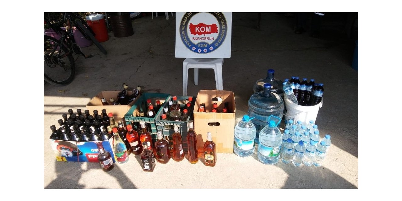İskenderun’da 2 bin 390 litre el yapımı içki ele geçirildi