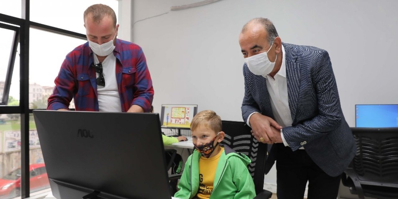 Mudanya Belediyesi online eğitim ağını güçlendiriyor