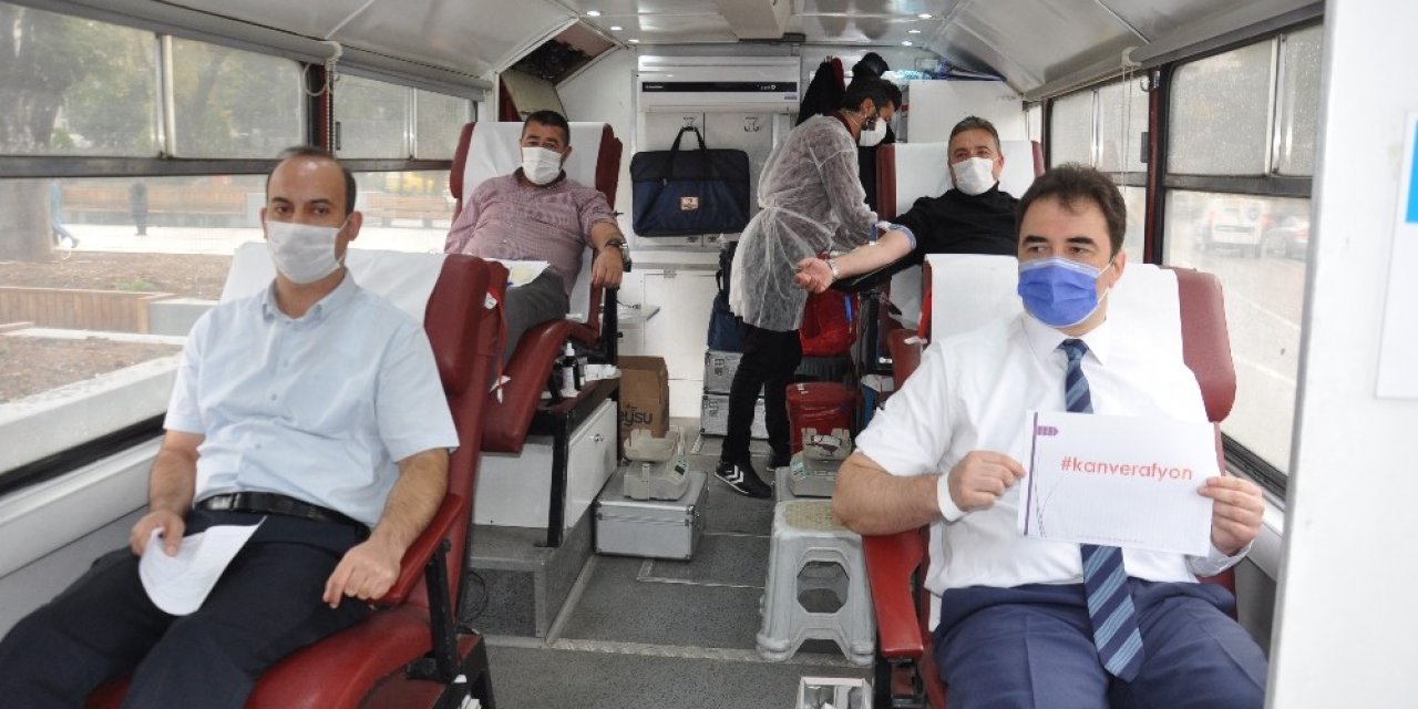 Afyonkarahisar’da gazeteciler kan verdi