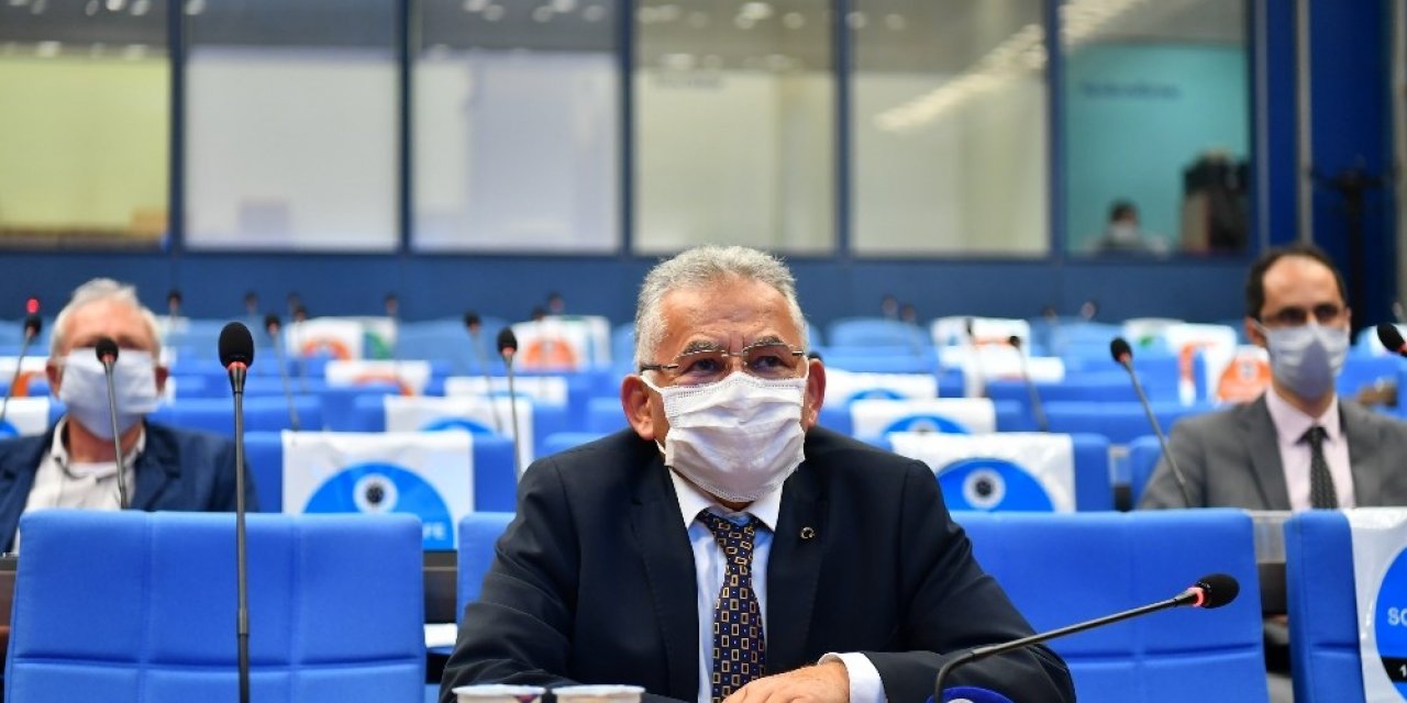 Büyükkılıç yatırımcı daire başkanlarını topladı