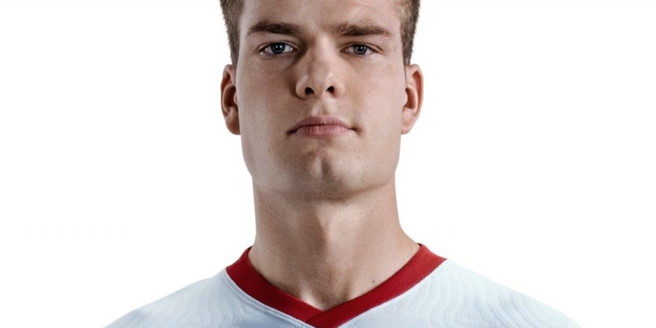 Sörloth: “Şampiyonlar Ligi’nde bir Türk takımı ile karşılaşacağım için heyecanlıyım”